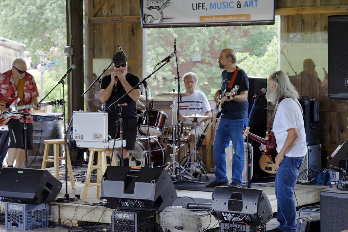 Ed Calcutt Blues Band2
