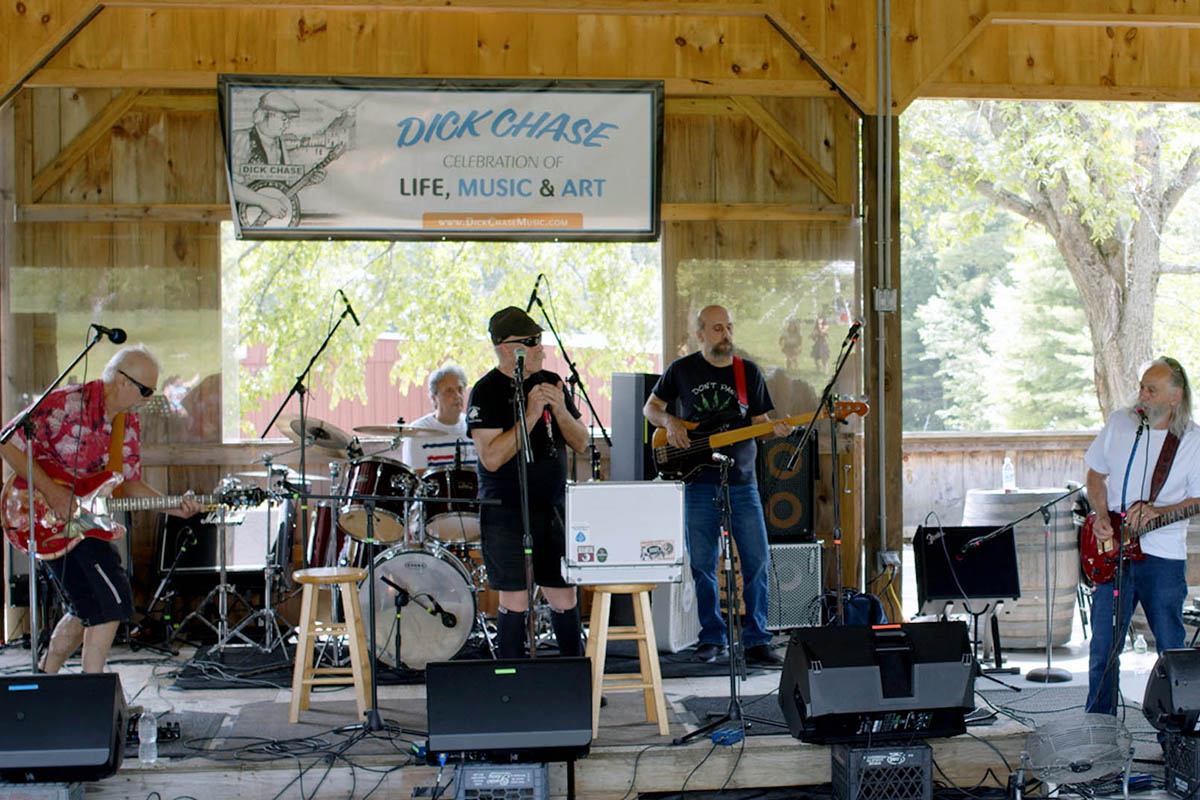 Ed Calcutt Blues Band2
