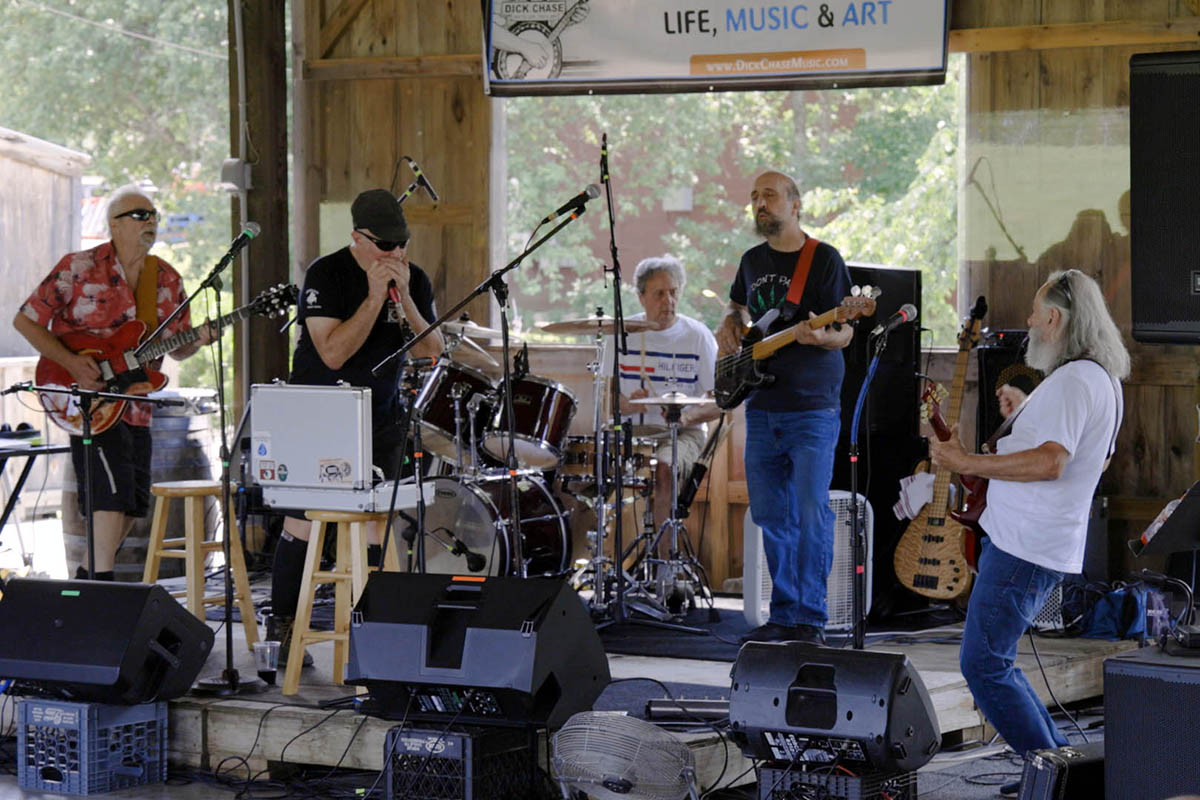 Ed Calcutt Blues Band2