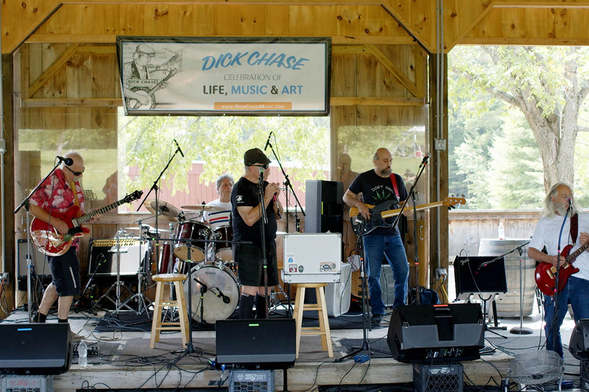 Ed Calcutt Blues Band2