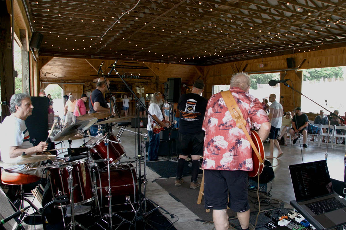 Ed Calcutt Blues Band2