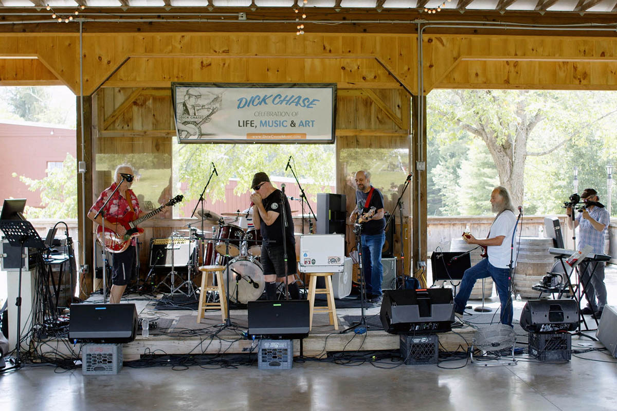 Ed Calcutt Blues Band2