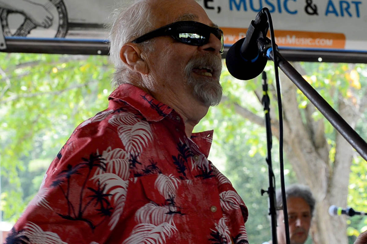 Ed Calcutt Blues Band2